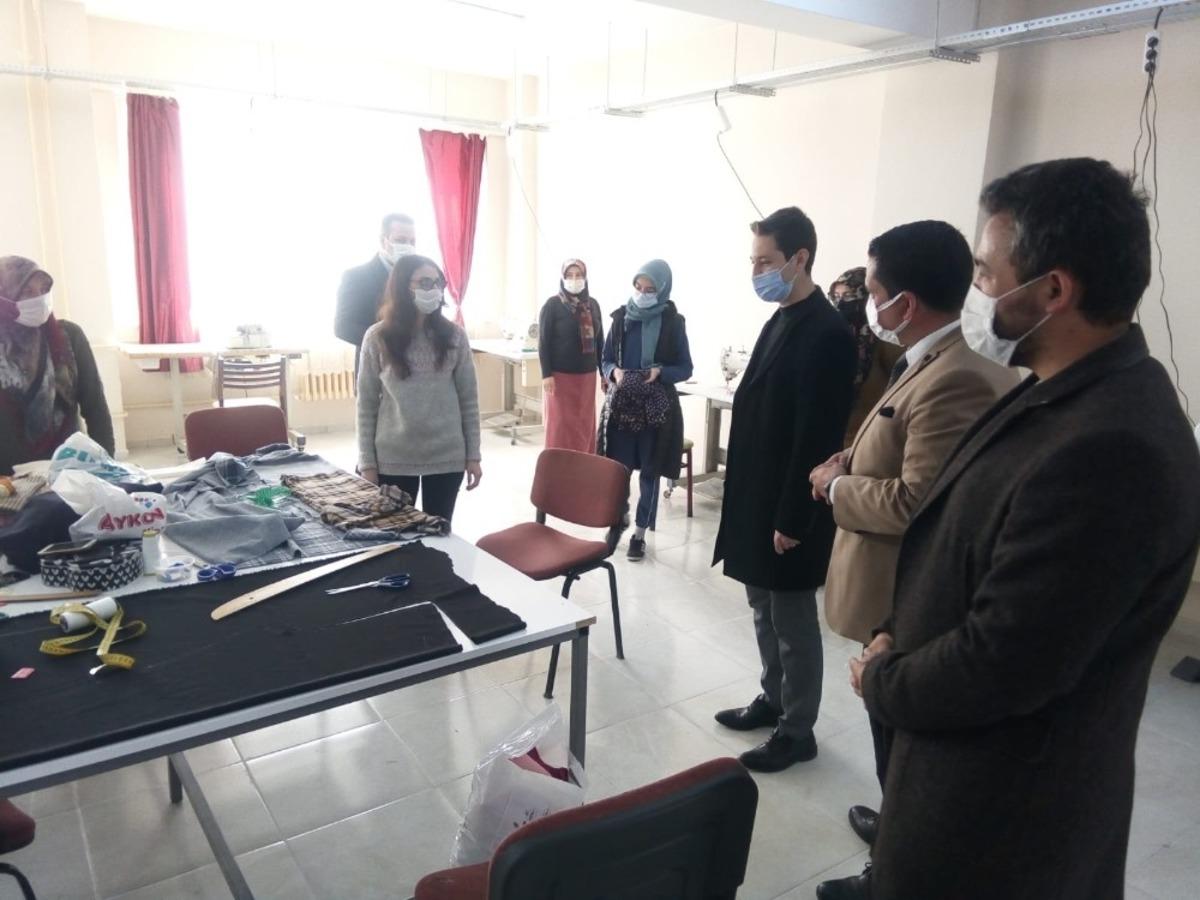 Altıntaş&rsquo;ta &rsquo;&rsquo;Moda tasarım&rsquo;&rsquo; kursu