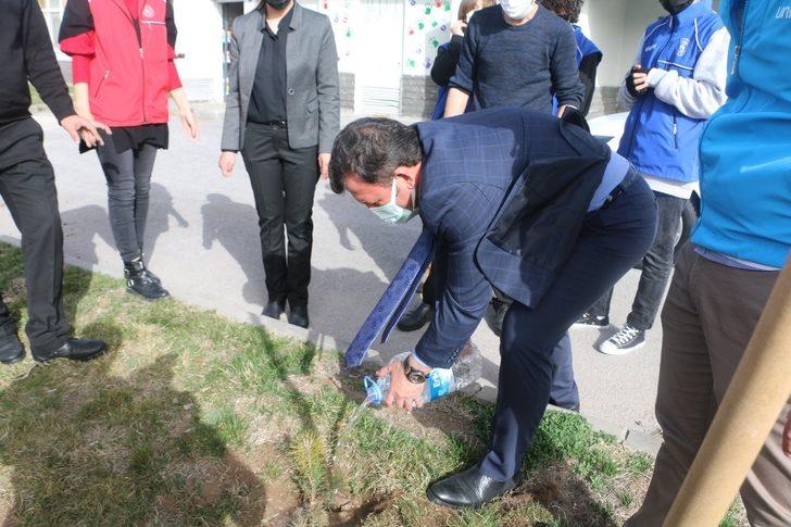 Kabakcı, fidanları Nevruz’da toprakla buluşturdu G3