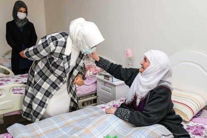 Kadın ve Aile Hizmetleri Dairesi Başkanlığı yaşlıları unutmadı G2