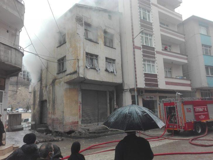 Ordu’da korkutan ev yangını G3