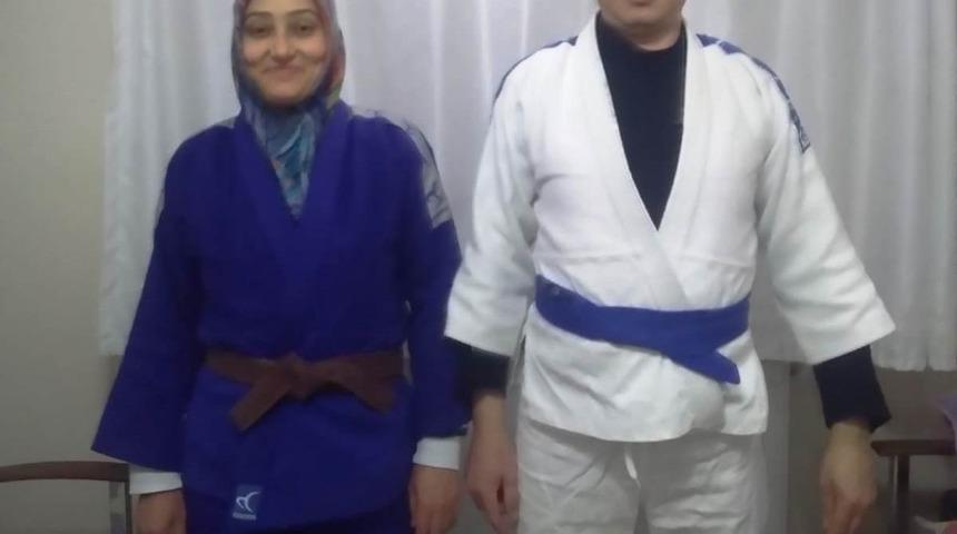 Yunusemreli judocu Naz&rsquo;a en b&uuml;y&uuml;k destek ailesinden