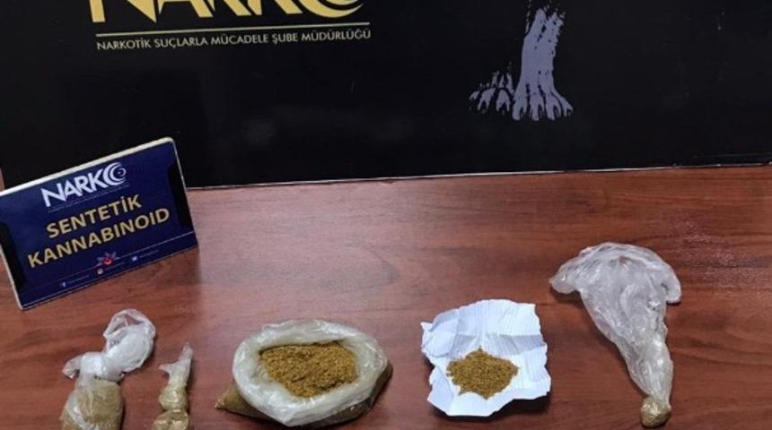 Adana&rsquo;da 20 torbacı tutuklandı