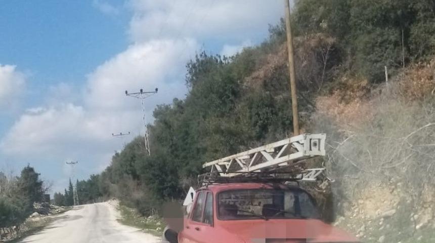 Elektrik direğini kesip hurdacıya g&ouml;t&uuml;r&uuml;rken yakalandı