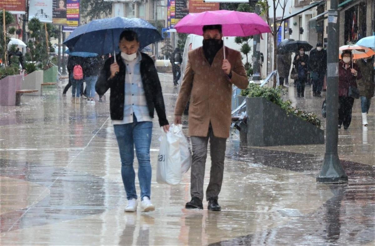 Ordu&rsquo;da sağanak etkili oluyor
