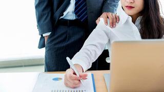 Mecliste skandal! Kadın vekilin masasında mastürbasyon yaptı