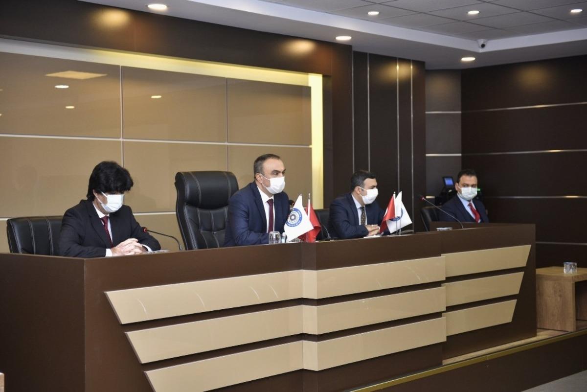 Artan Korona vakaları masaya yatırıldı