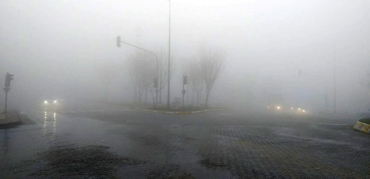 Besni&rsquo;de sis etkili oldu