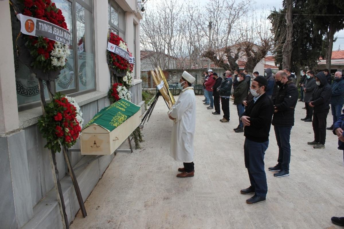 6. kattan d&uuml;şerek hayatını kaybeden akademisyene son g&ouml;rev