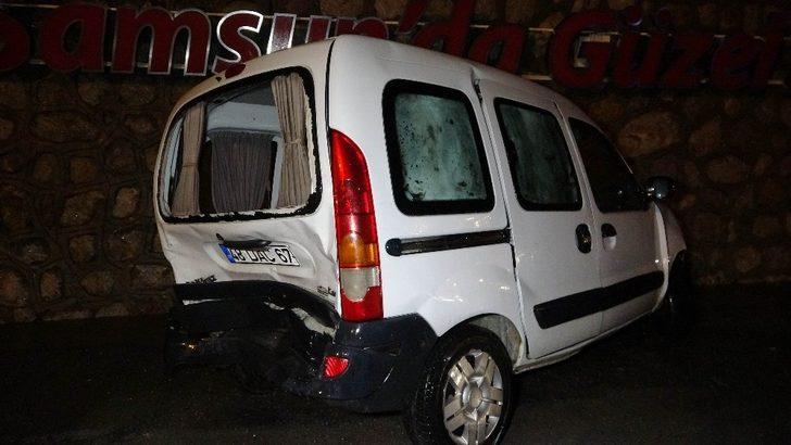 Otomobil hafif ticari araca çarptı: 1 yaralı G4