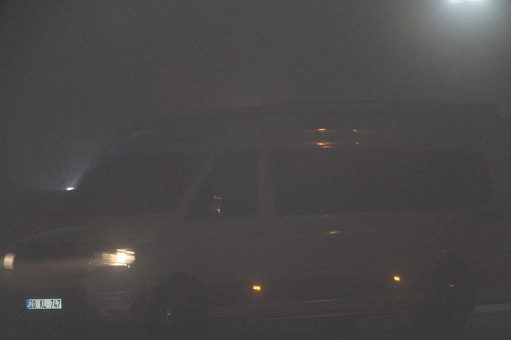 Denizli-Antalya karayolunda etkili olan kar ve sis ulaşımı olumsuz etkiledi G5