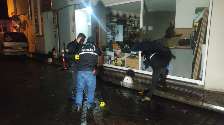 Kocaeli'de dernek lokaline pompalı t&uuml;fekle saldırı