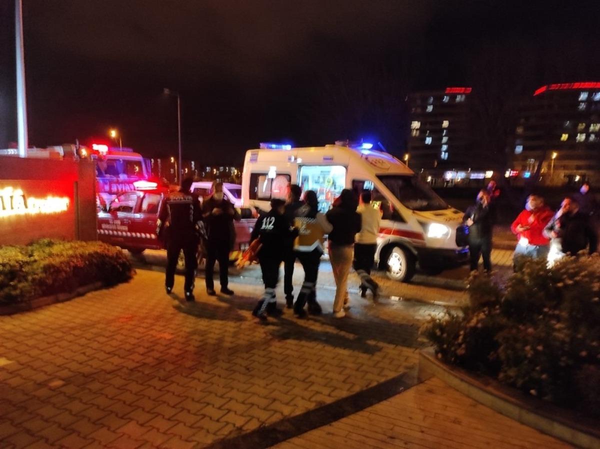 Mutfak t&uuml;p&uuml; patladı: 1 kişi yaralandı