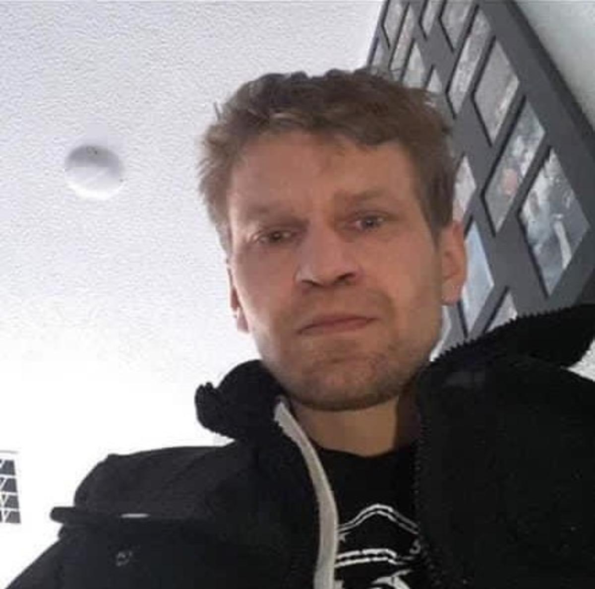 Şarampole u&ccedil;an ara&ccedil;ta 2 kişi &ouml;ld&uuml; 3 kişi yaralandı