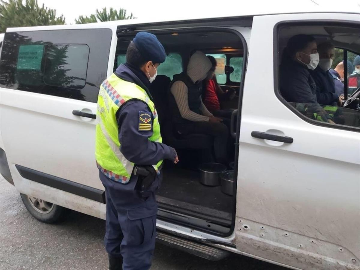 Balıkesir&rsquo;de jandarmadan huzur ve trafik uygulaması