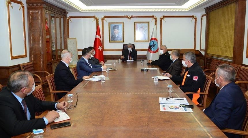 Kırşehir&rsquo;de, salgının seyri değerlendirildi