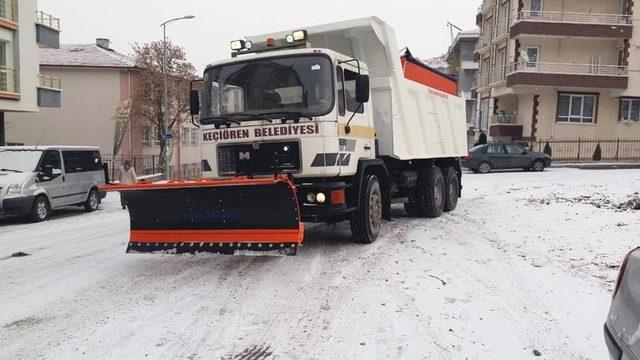 Keçiören’de kar mesaisi