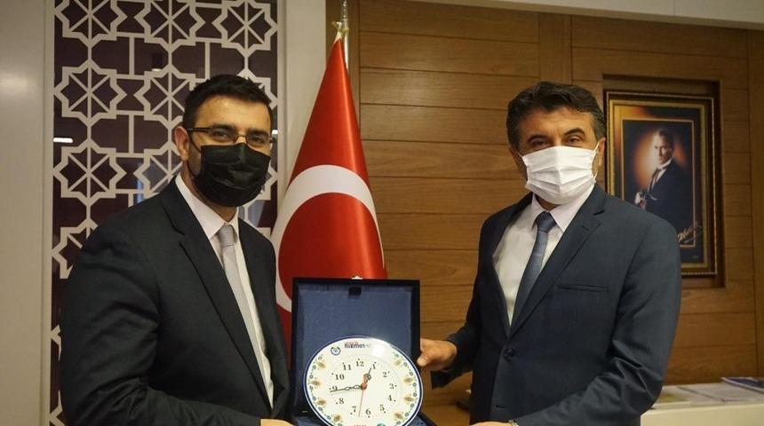 Sarıg&ouml;l Belediyesi&rsquo;nde imzalar şirket personelleri i&ccedil;in atıldı