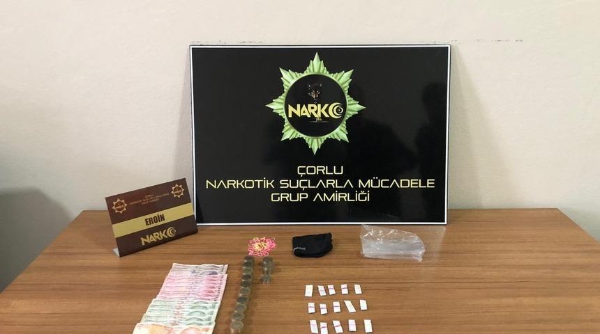 Tekirdağ&rsquo;da iki eve uyuşturucu operasyonu: 1 g&ouml;zaltı