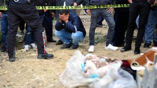 Kahreden olay! Dün toprağa verdiği eşinin mezarı başında, oğlunun cesedini buldu