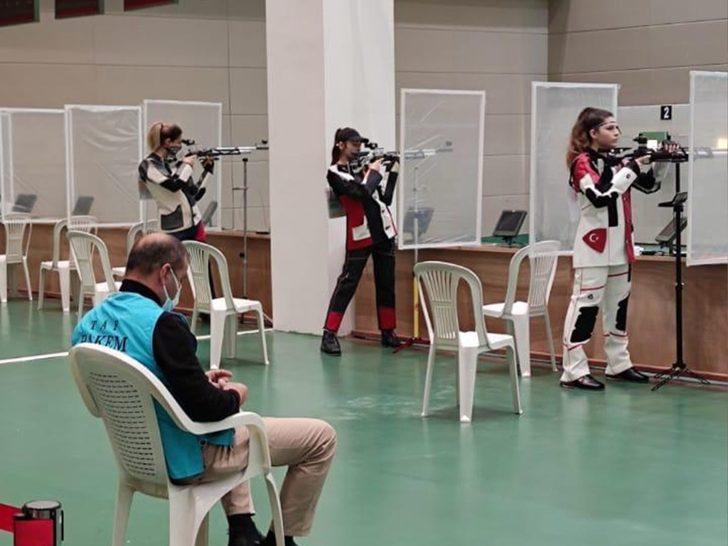 ETÜ’lü öğrenciler Türkiye 2.si oldu G4