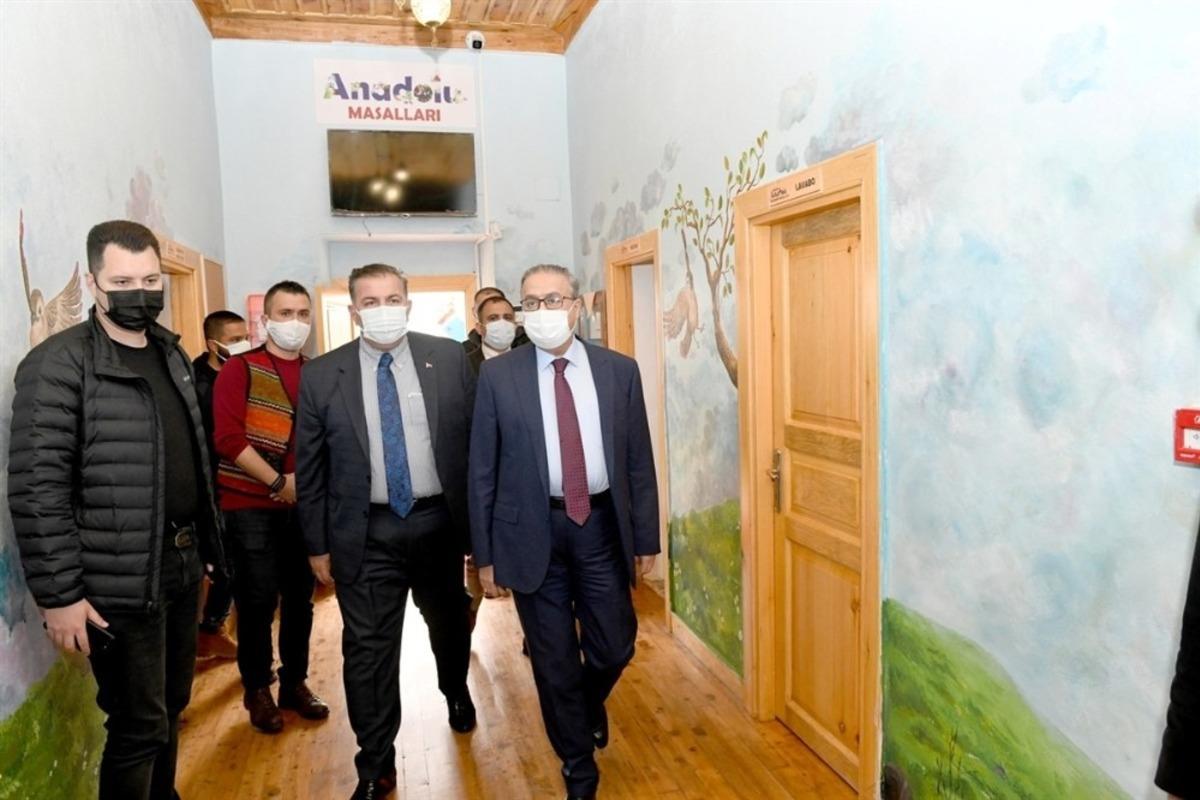 Mersin&rsquo;in tarihi deniz feneri, &ccedil;ocuklar i&ccedil;in masal evine d&ouml;n&uuml;şt&uuml;r&uuml;ld&uuml;