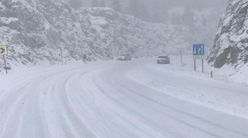 Kar cildi ve gözleri etkiliyor