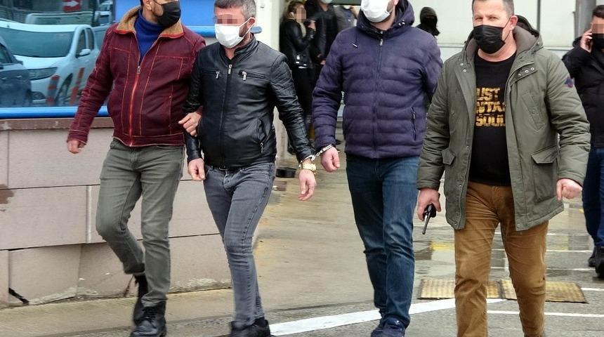 Kılı&ccedil;lı ve pompalı t&uuml;fekli saldırıyla ilgili 2 kişi g&ouml;zaltına alındı