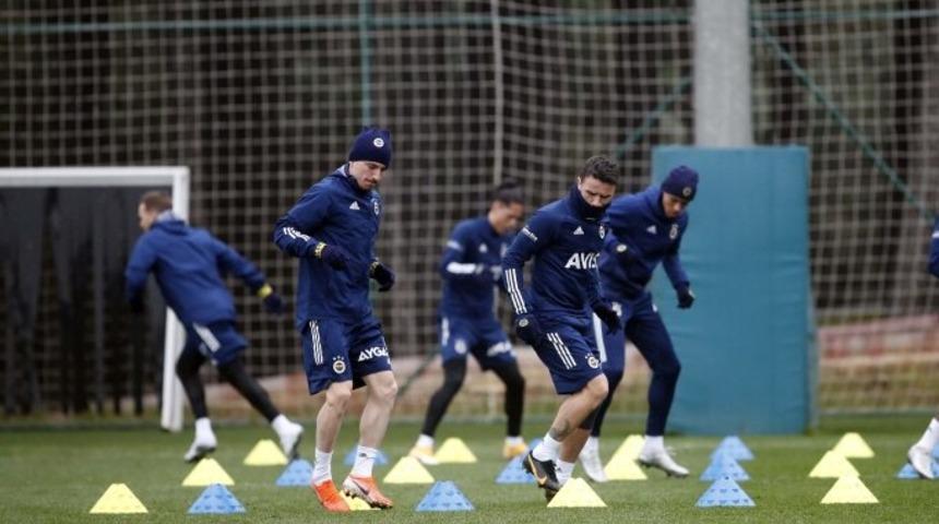 Fenerbahçe'de koronavirüs şoku devam ediyor!