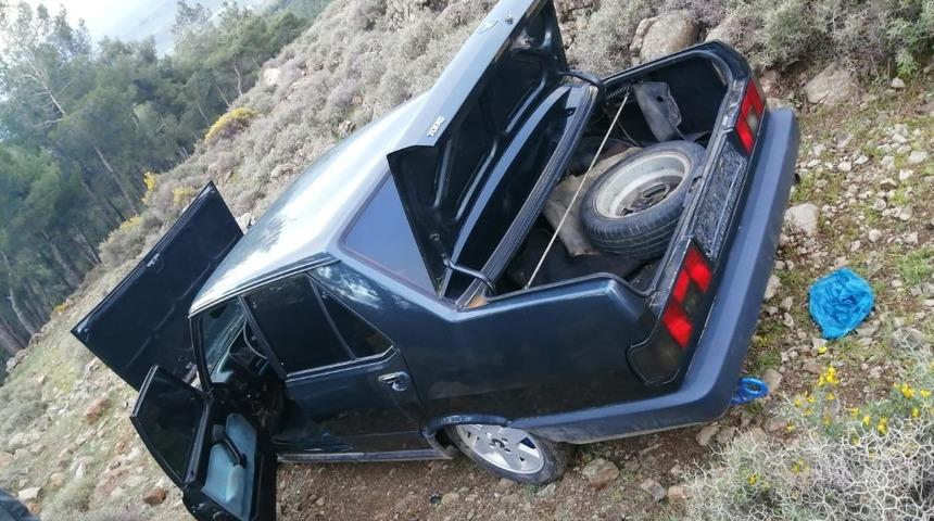 &Ccedil;alıntı otomobil ormanlık alanda bulundu