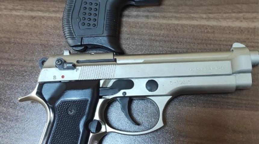 Uyuşturucu ticareti su&ccedil;undan aranan kişi yakalandı