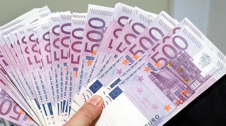 Hesabına yanlışlıkla 28 bin euro yatırıldı