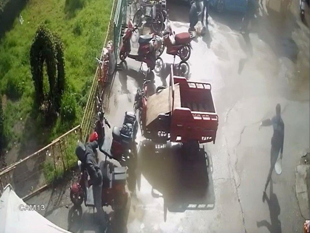 G&uuml;peg&uuml;nd&uuml;z elektrikli motosiklet hırsızlığı kamerada