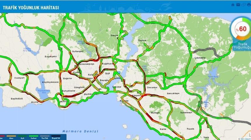 Kar yağışı nedeniyle İstanbul&rsquo;da trafik  durma noktasına geldi