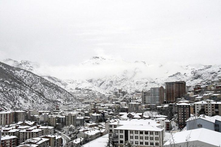 Gümüşhane’de Mart kapıdan baktırdı G1