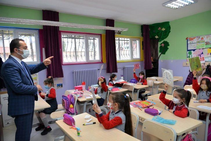 Vali Şentürk, ’’Çocuklarımız bilinçli, hep birlikte virüsü yeneceğiz" G2