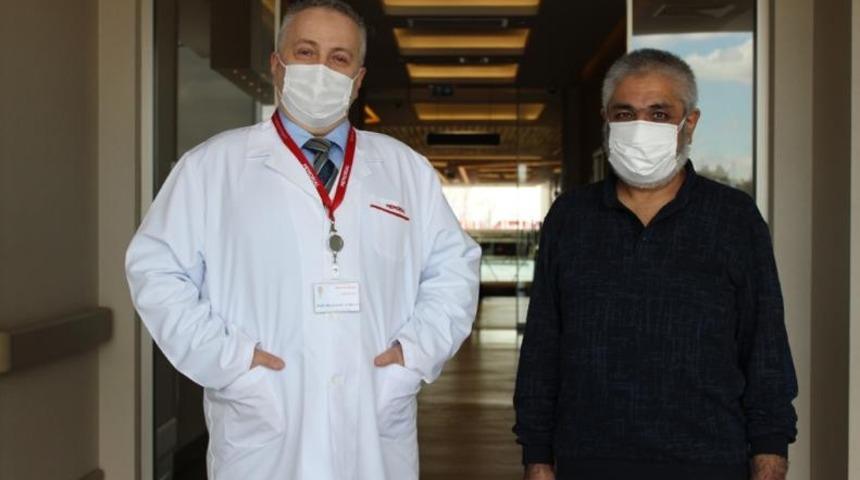 Robotik cerrahi ile bağırsaktan yeni mesane