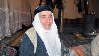 87 yaşındaki annelerinin kimliği olmadığını hastaneye götürünce öğrendiler