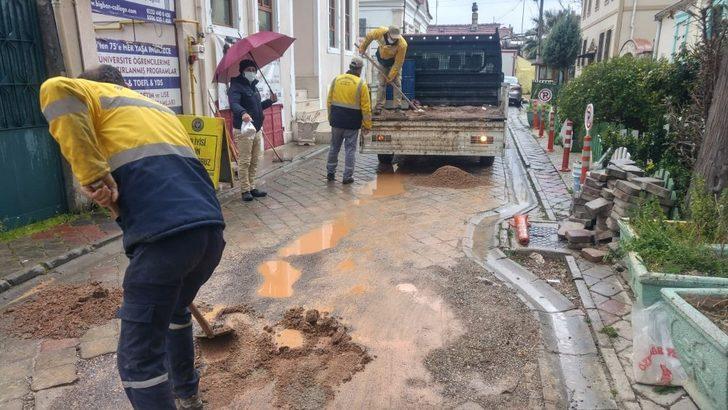 Buca’da bozulan yollarda tadilat çalışmaları G1