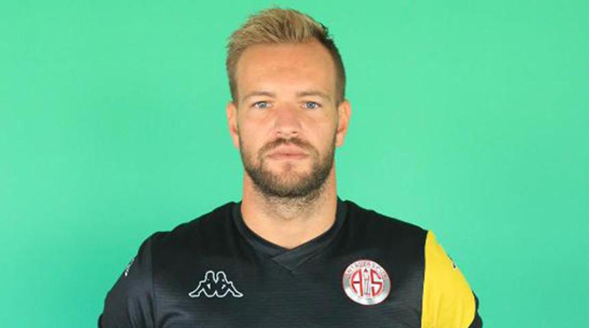 Antalyasporlu Boffin kalesini kapattı