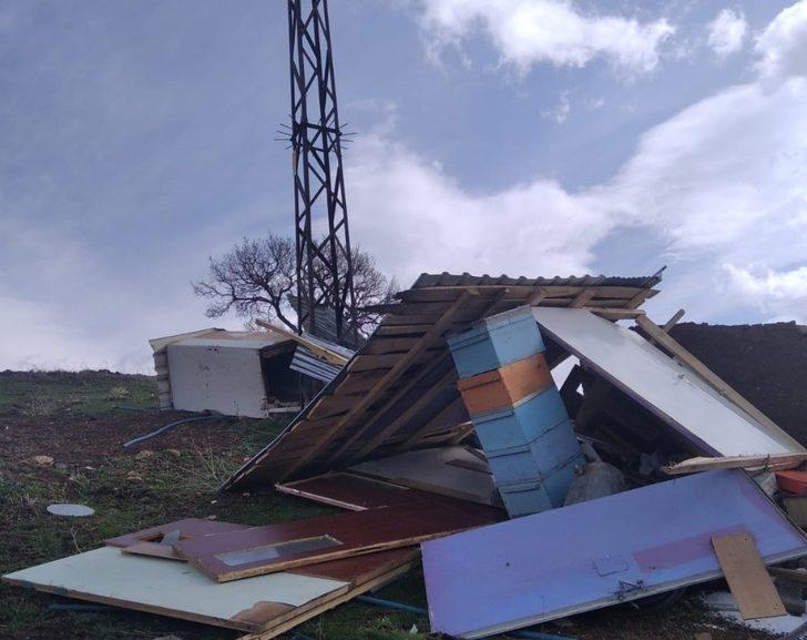 Bingöl’de fırtına arıcı kulübelerine zarar verdi G1