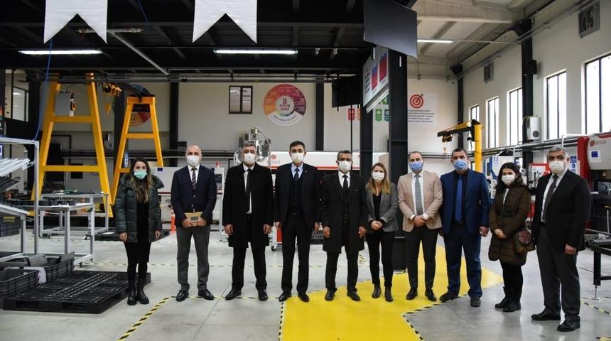 MEB yetkililerinden Başkan Ünverdi’ye ziyaret