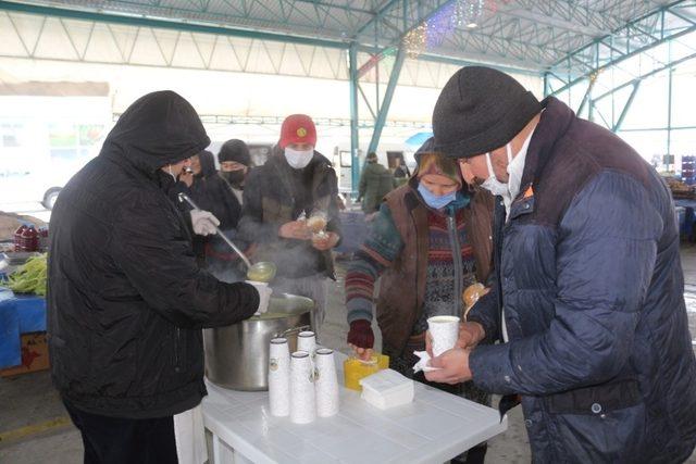 İnönü Belediyesi esnafın içini ısıtıyor