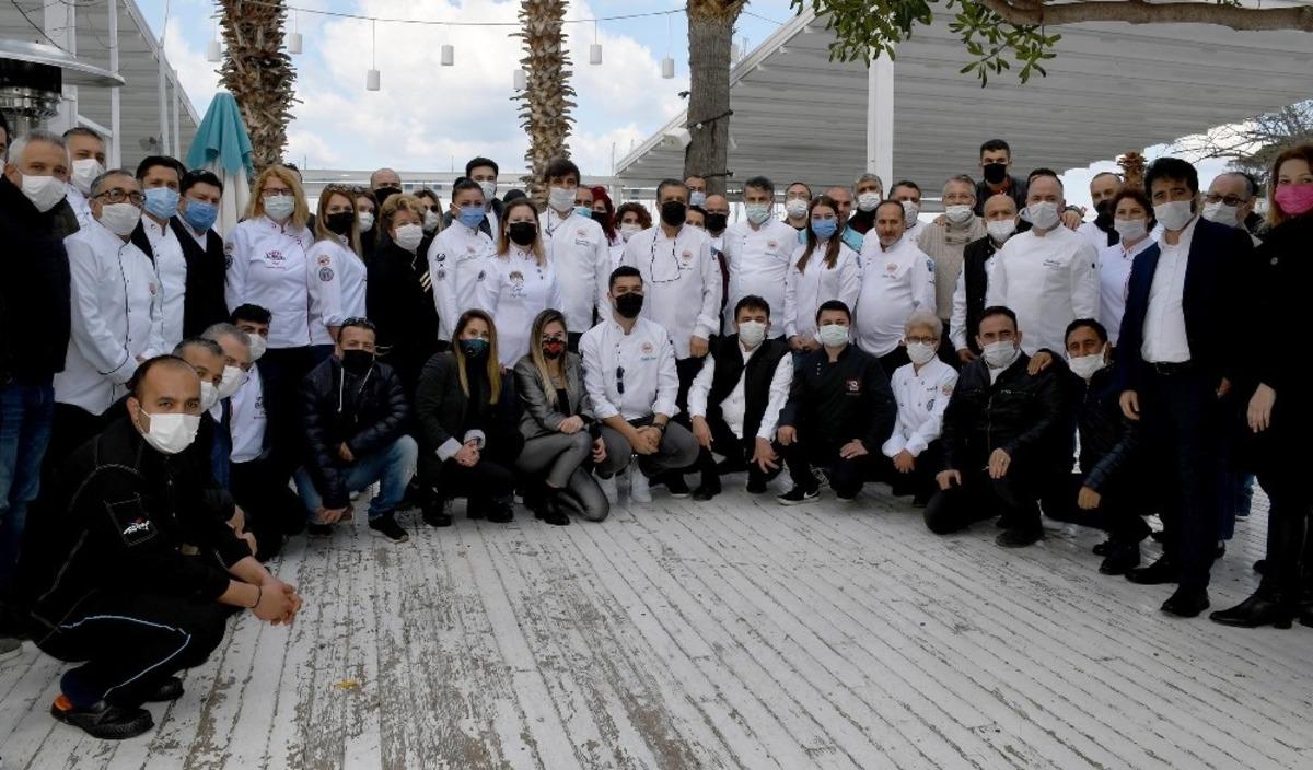 Kuşadası&rsquo;nda gastronomi ele alındı