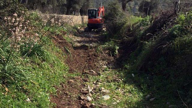 Milas’ta 2 Bin Metre Dere Temizliği Yapıldı