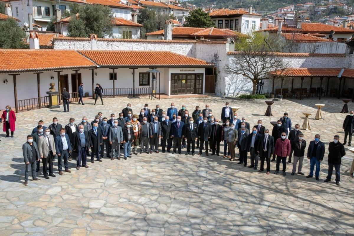 Başkan G&uuml;m&uuml;ş; &ldquo;Muhtarlar Bizlere En Yakın Kişilerdir&rdquo;