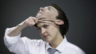 Yabancı birinin sevdiğiniz kişi kılığına girmiş olması durumu: Capgras Sendromu