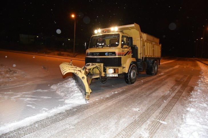 Çorum’da 20 köy yolu ulaşıma kapandı G2