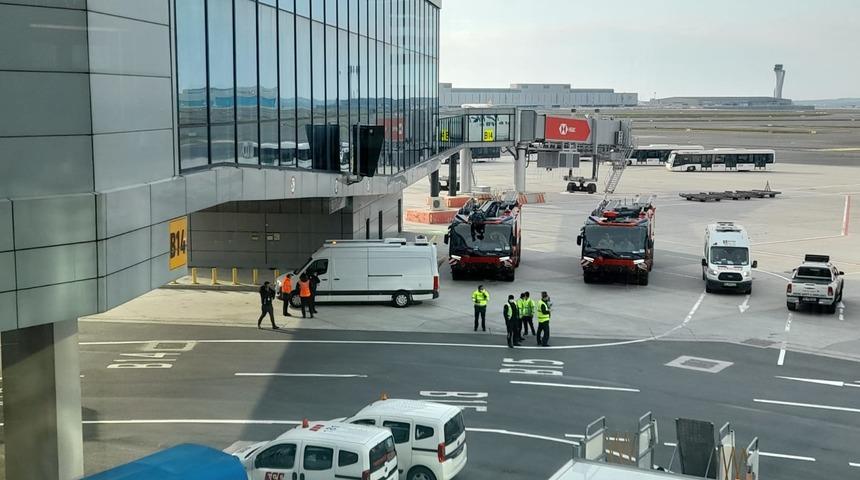 Son Dakika: THY'nin iki uçağı için bomba ihbarı