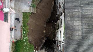 Bursa'da heyelan: 7 bina boşaltıldı