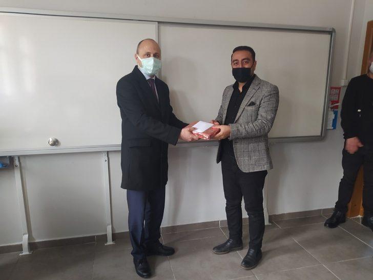 Uzaktan eğitime katılamayan öğrencilere tablet yardımı G5